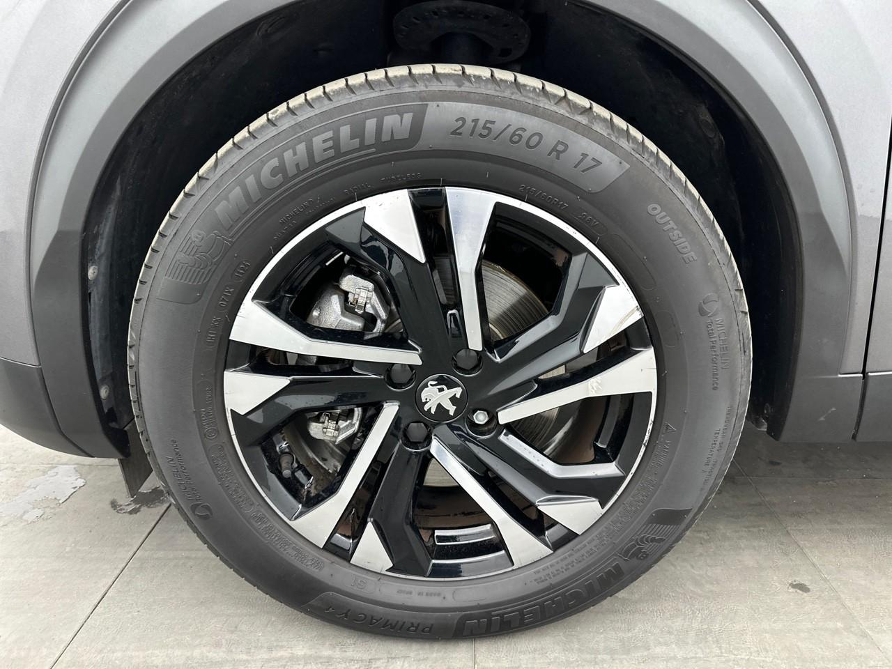 Peugeot 2008 bluehdi 130 s&s eat8 allure pack — photo 14