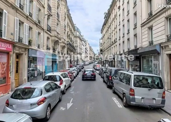 Commerce beauté/coiffure 120 m²
