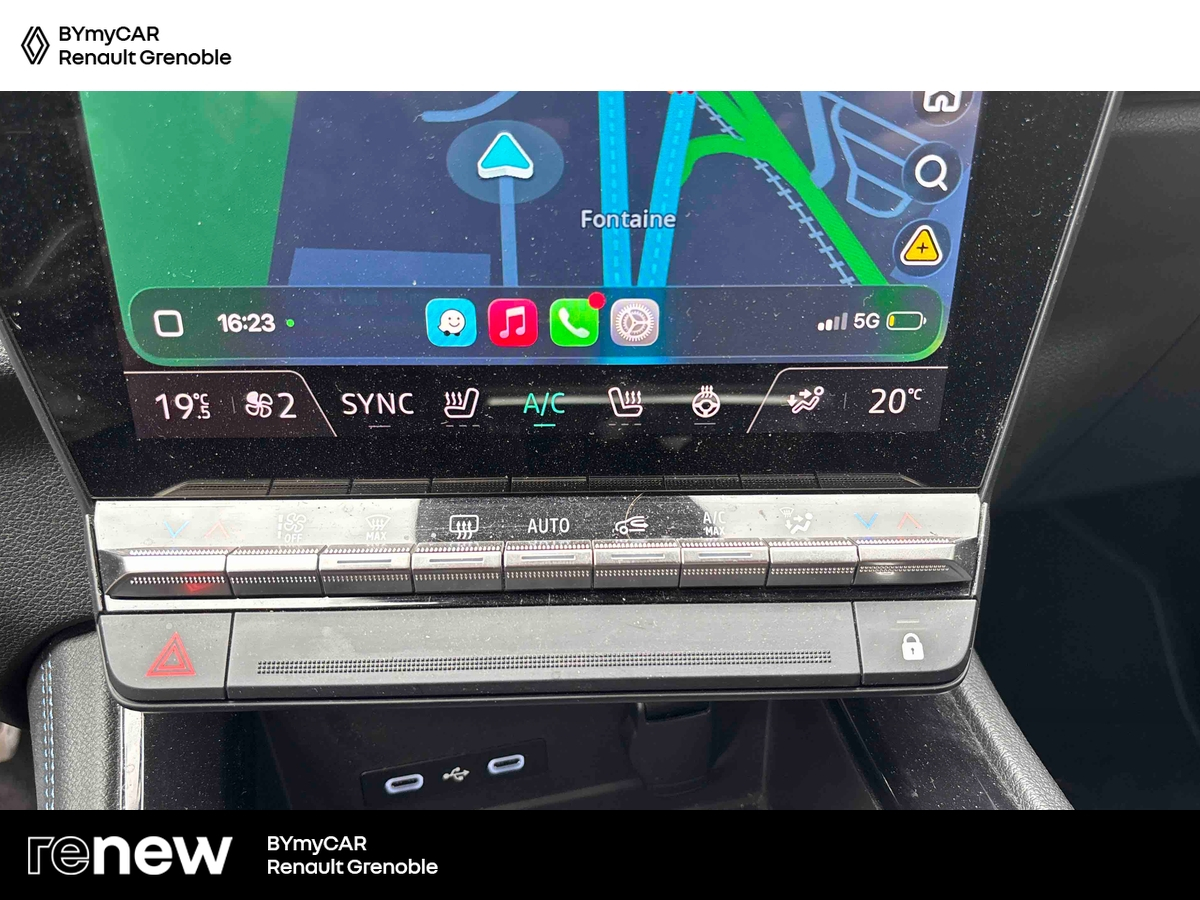 Renault Austral E-Tech hybrid 200 — photo 17