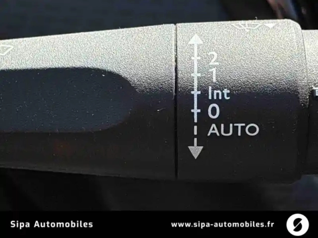 Peugeot 2008 puretech 110ch s&amp;s eat6 — photo 21