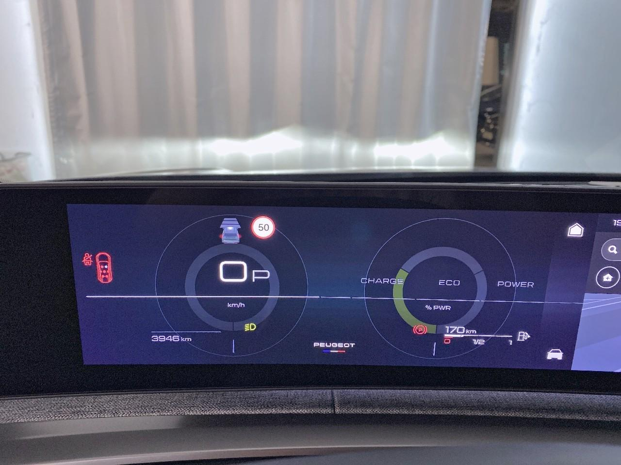 Peugeot 5008 hybrid 145 ch e-dcs6 allure — photo 13