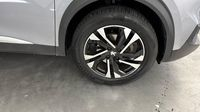 Peugeot 2008 1.2 PureTech 100ch S&S Allure — photo 20