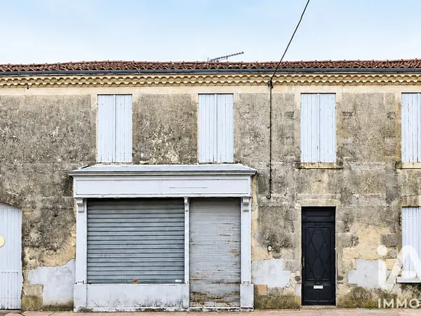 Immeuble 310 m²