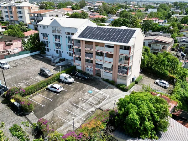 Appartement Schoelcher 1 pièce(s) 22.94 m2 + terrasse : 7.99 = surface totale : 30.93 m² Pépite à SA
