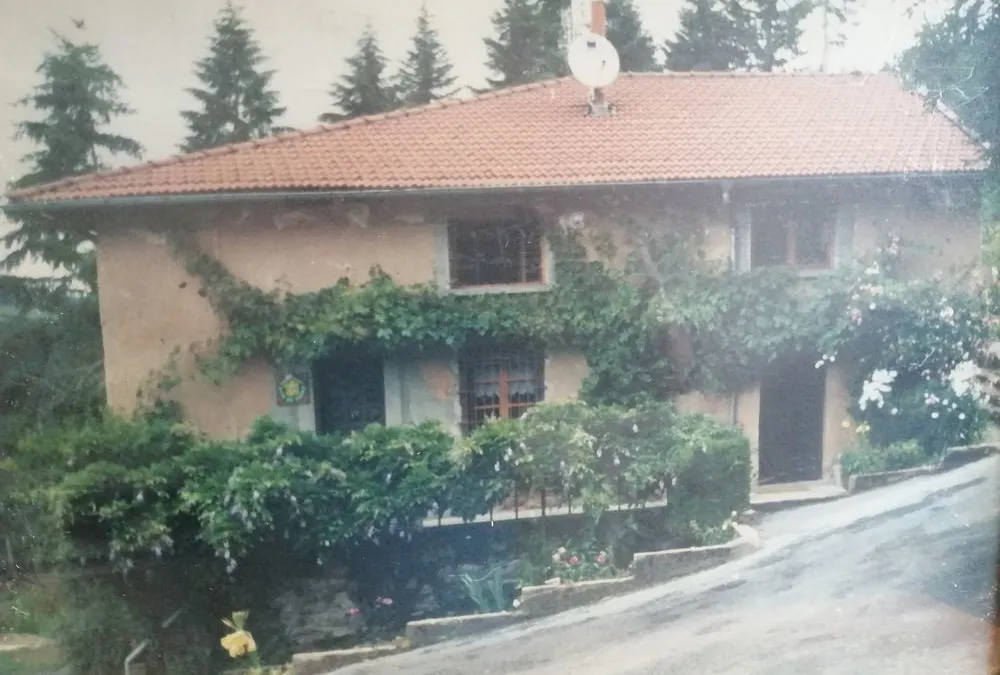 Photo 1