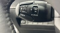 Peugeot 208 1.2 Hybrid 110ch Style e-DCS6 — photo 17