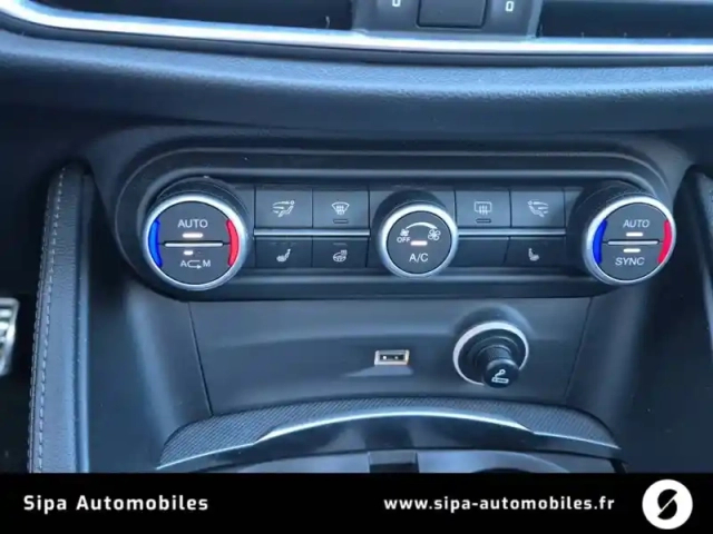 Alfa Romeo Stelvio 2.2 180 ch at8 — photo 46