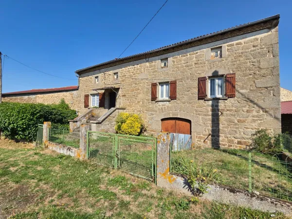 *** EXCLUSIVITE *** À RENOVER - MAISON EN PIERRE AVEC JARDINET ET DEPENDANCES *** ISSERTEAUX 63270 *