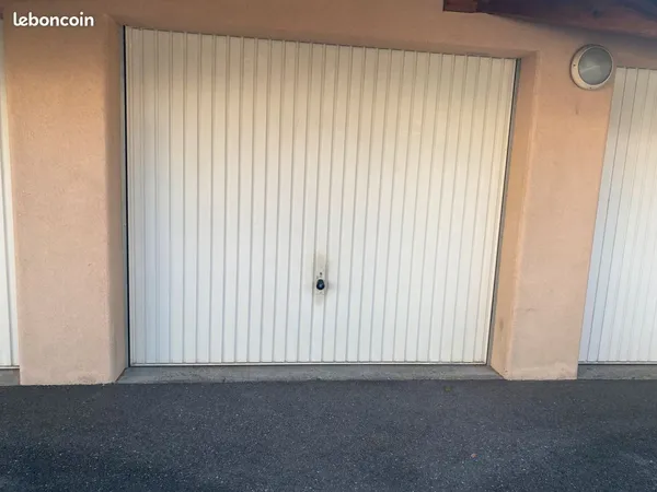 Stationnement Location Reignier-Ésery 15m² 125€