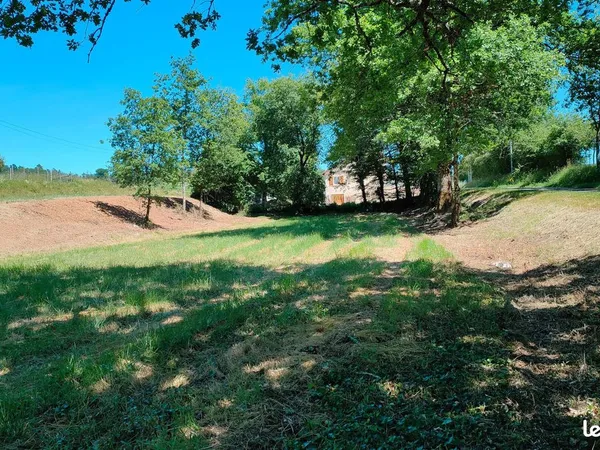 Terrain constructible