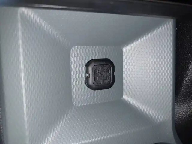 Dacia Duster hybrid-g 150 4x4 — photo 87