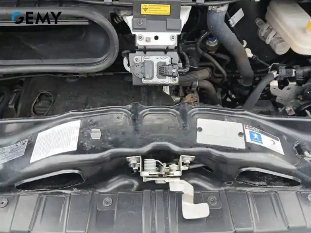 Peugeot Boxer tole 330 l2h2 bluehdi 140 s&amp;s — photo 12