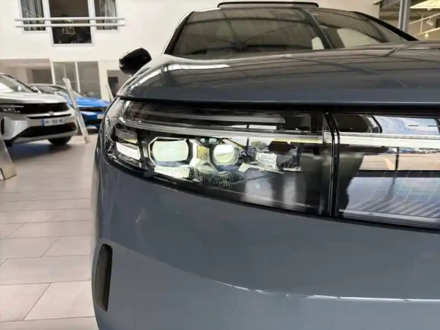 Opel Grandland electrique 213 ch &amp; batterie 73 kwh — photo 16