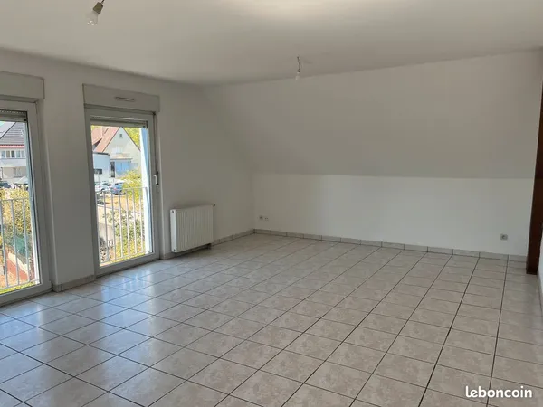 Appartement 3 pièces 66 M2 Etage 1/1 quartier parc Bellevue