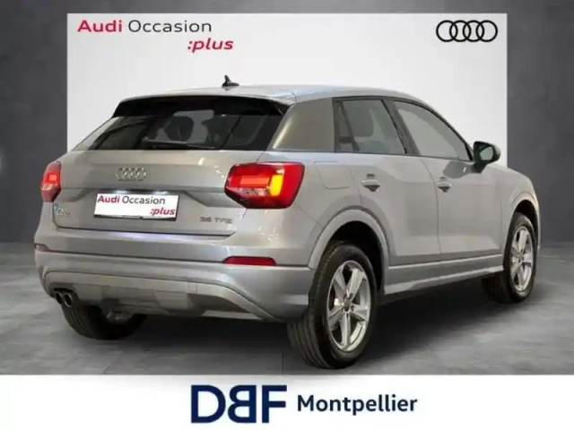 Audi Q2 35 tfsi cod 150 s tronic 7 sport — photo 5