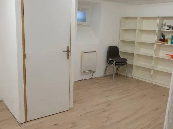 Local de stockage de 28 m² - Centre-ville de Strasbourg, Neustadt