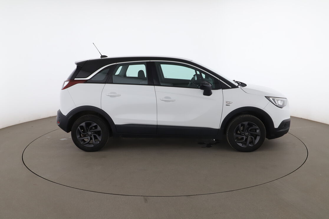 Opel Crossland X 1.2 Turbo Design 120 ans — photo 6