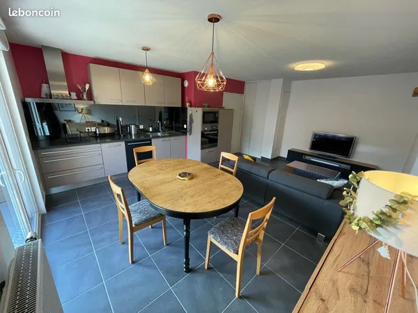 Appartement T2 Pontcharra TBE (dont terrasse + garage)