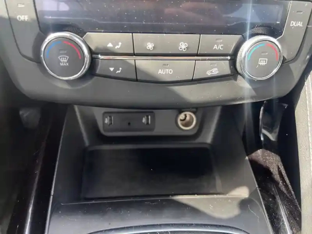 Renault Kadjar tce 130 energy — photo 29