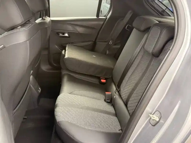 Peugeot 208 100 s&amp;s bvm6 — photo 15