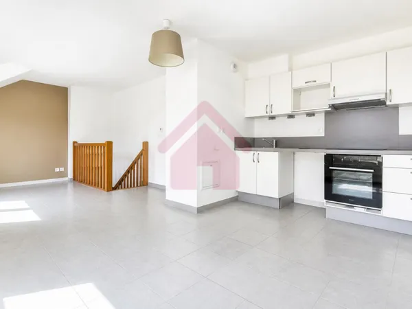 Appartement 2 pièces 50 m² avec Terrasse & Cave - Rambouillet