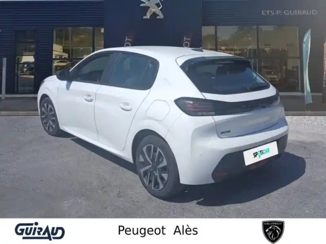 Peugeot 208 puretech 75 s&amp;s bvm5 — photo 8
