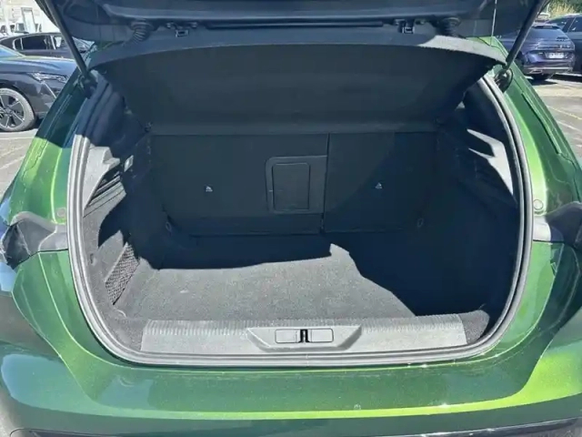 Peugeot 308 puretech 130ch s&amp;s eat8 allure pack — photo 8