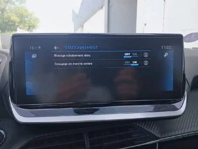 Peugeot 208 puretech 100 s&amp;s bvm6 — photo 20