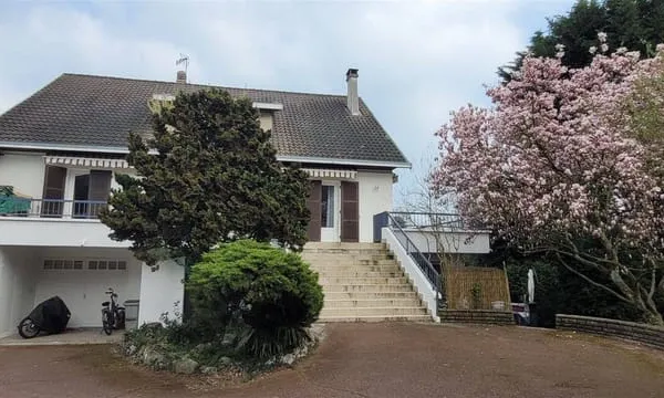 Appartement 10 pièces 238 m²