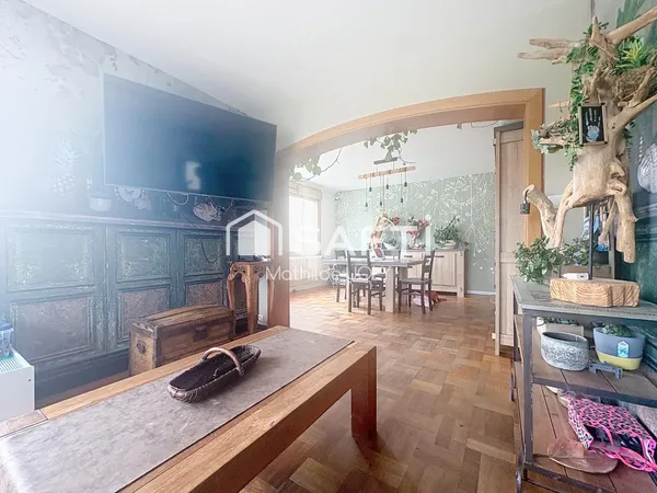 Maison familiale spacieuse et lumineuse