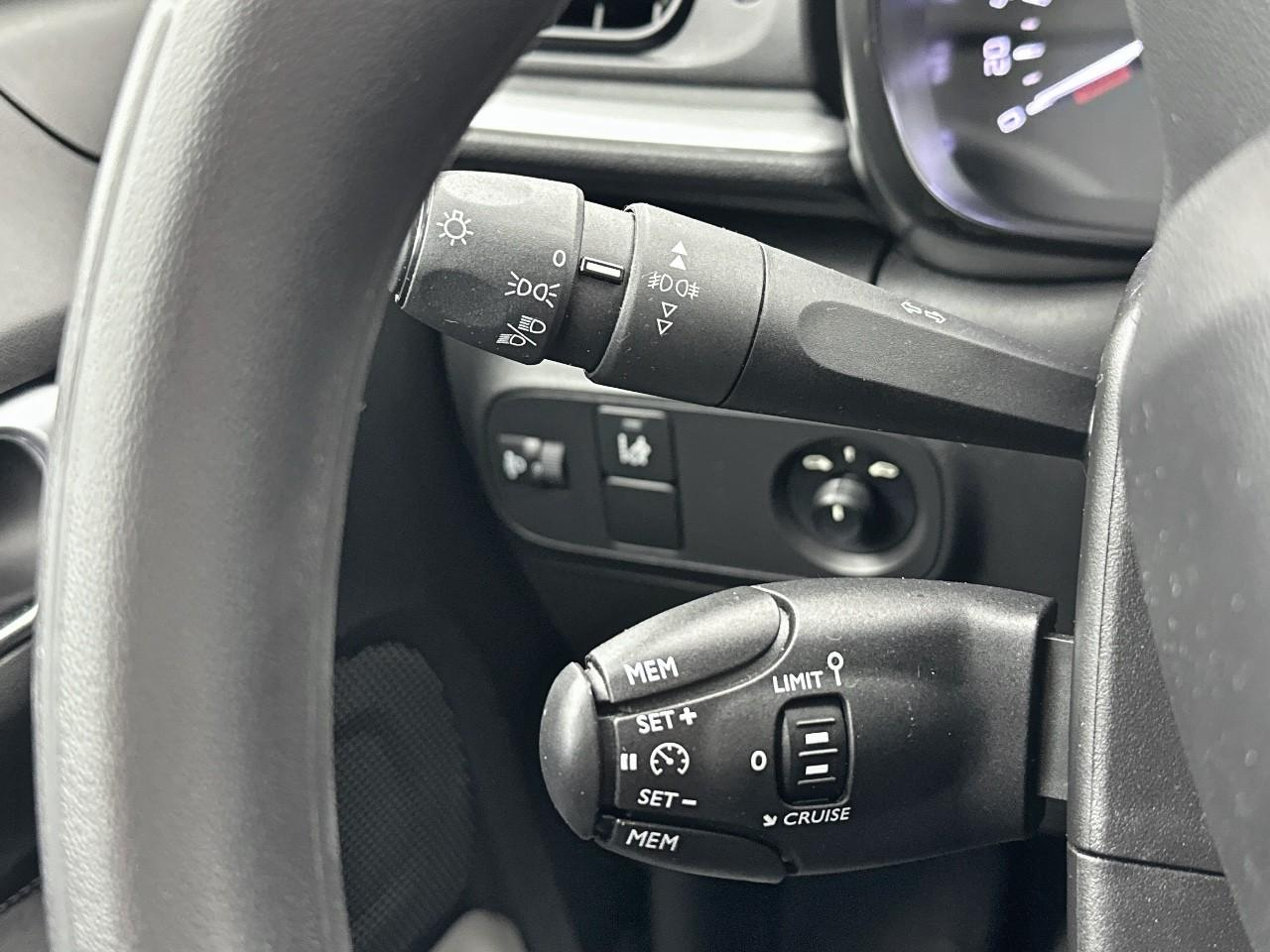 Citroën C3 puretech 83 ch bvm5 you — photo 17