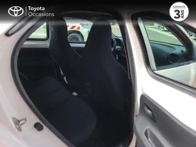 Toyota Aygo X 1.0 vvt-i 72ch active business — photo 7