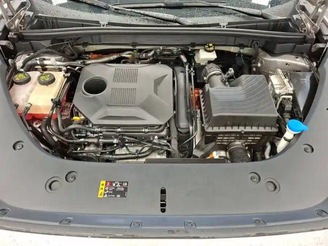 Mg Ehs 1.5t phev 272 ch — photo 13