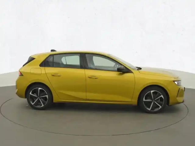 Opel Astra 1.2 turbo 110 ch bvm6 — photo 4