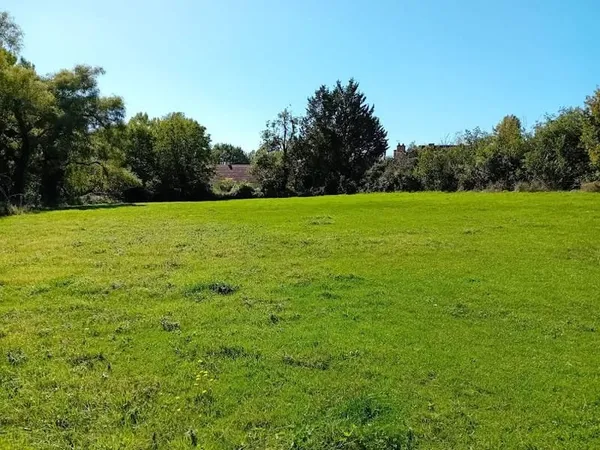 Terrain à bâtir 1500 m²