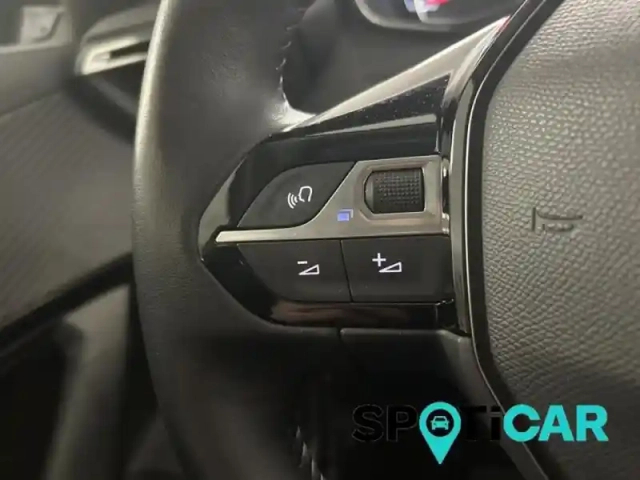 Peugeot 2008 1.2 puretech 130ch s&amp;s style — photo 12