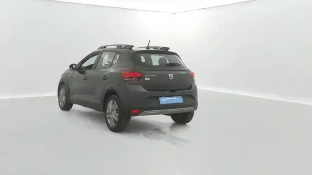 Dacia Sandero eco-g 100 — photo 12