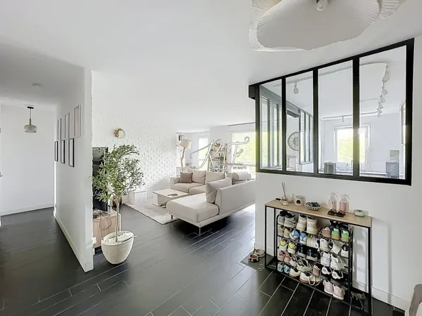 93 m² de confort, lumière et sérénité sans travaux