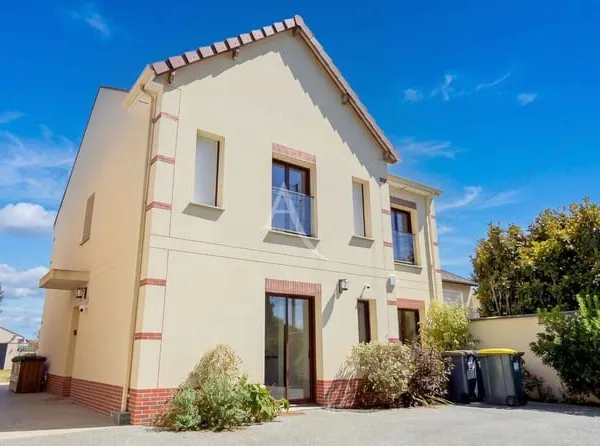 Maison 7 pièces 181 m²
