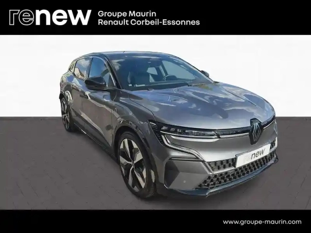 Renault Megane e-tech electric ev40 130ch techno standard charge — photo 3