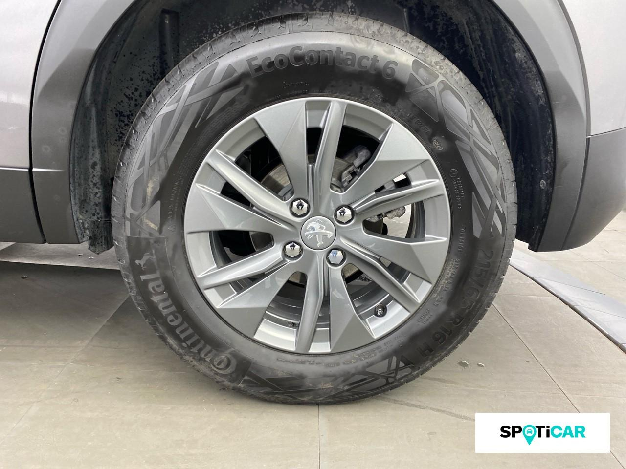 Peugeot 2008 1.2 puretech 130ch s&s style eat8 — photo 11