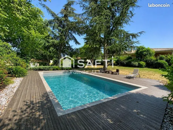 Villa 6 pièces 174 m²