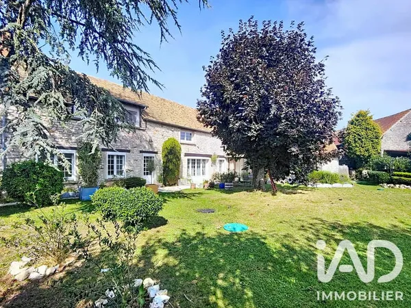 Maison 8 pièces 192 m²
