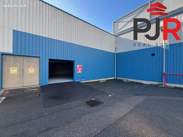 Local 105 m² Laxou