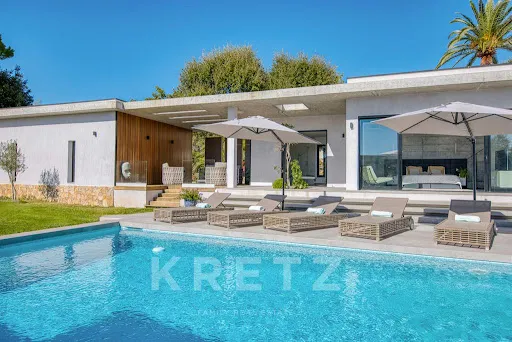 Maison 8 pièces 450 m²