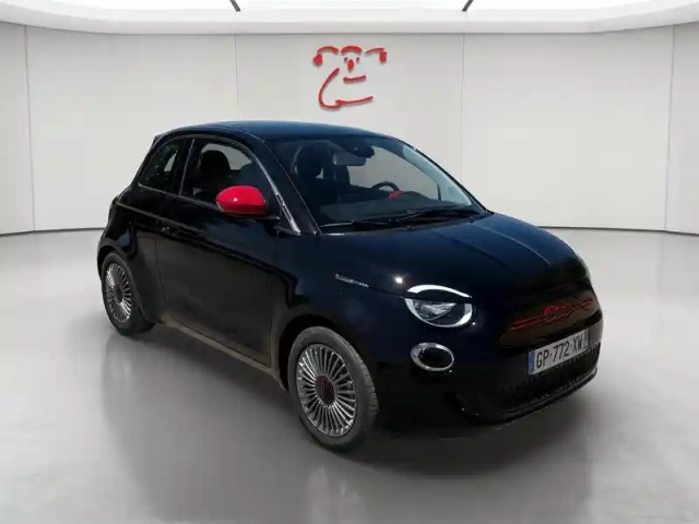 Fiat 500 e 118ch (red) my23 — photo 8