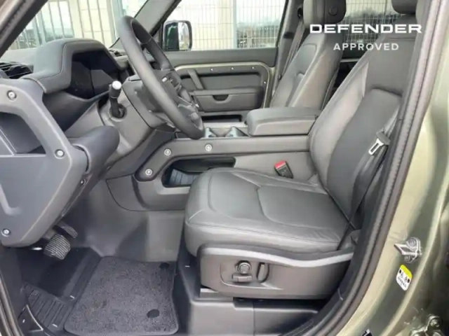 Land Rover Defender 110 2.0 p300e x-dynamic hse — photo 5