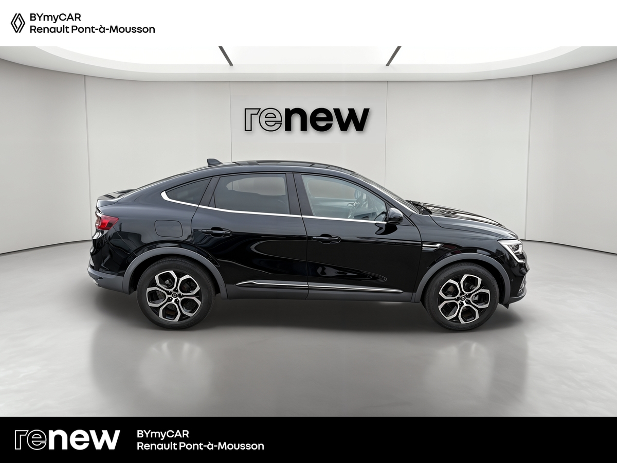 Renault Arkana E-Tech 145 - 21B — photo 6