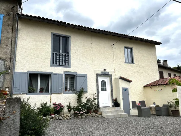 Maison de village parfait état avec jardin