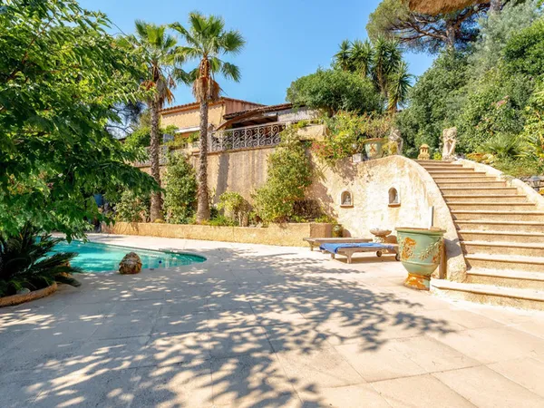 Maison 4 pièces 190 m²